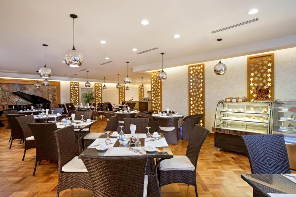 Hotel Jasmine Palace Yangon